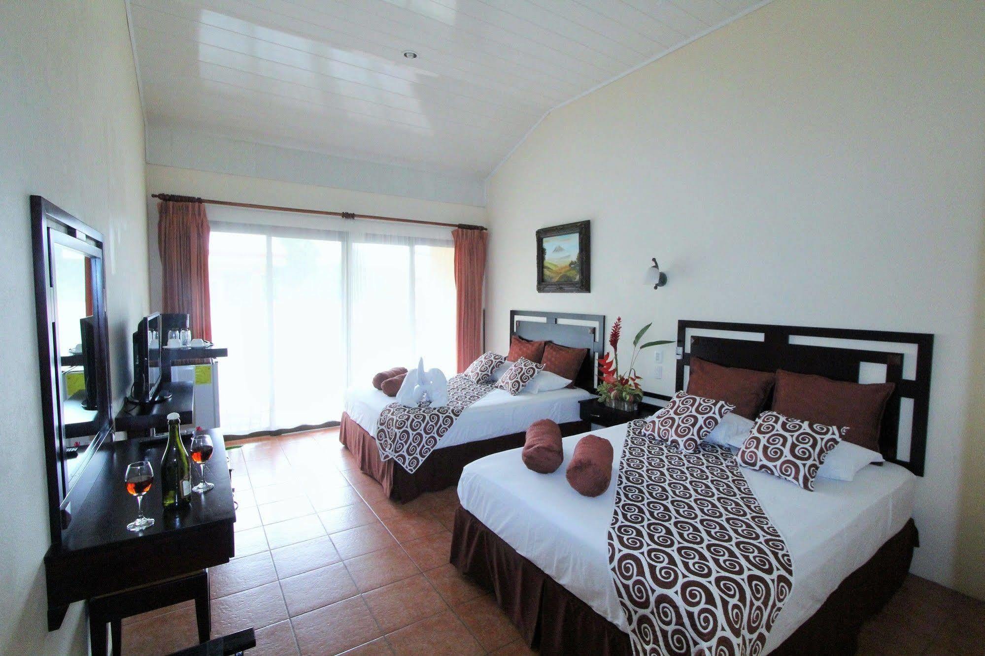 Hotel Monte Real La Fortuna Exteriör bild